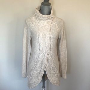 NWOT- Beautiful RW&Co long-sleeved sweater